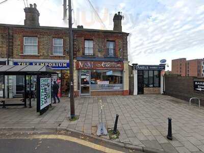 M&m Kitchen Brentwood