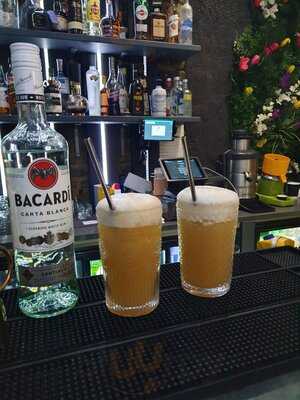 Angolo - Bar Restaurant & Pizza