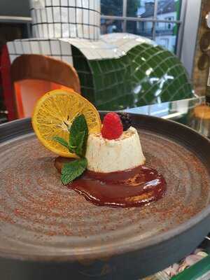 Angolo - Bar Restaurant & Pizza