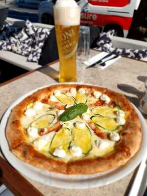 Angolo - Bar Restaurant & Pizza