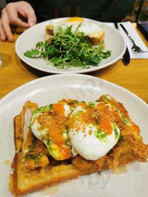 Basco's Cafe & Bistro