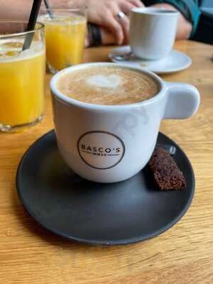 Basco's Cafe & Bistro