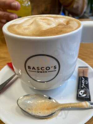 Basco's Cafe & Bistro