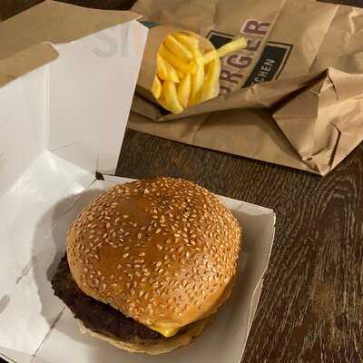 Pirate's Burger Kitchen