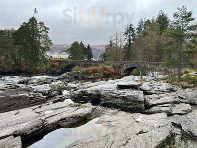 Falls Of Dochart Smokehouse And Tasting Counter