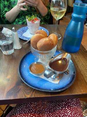 Bill's Victoria Restaurant