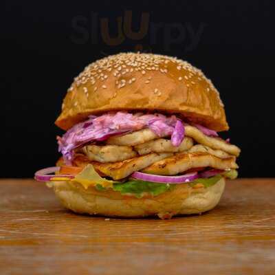 B.w.r - Burgers, Wings And Ribs