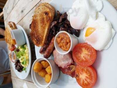 Yolo Coffee And Kitchen