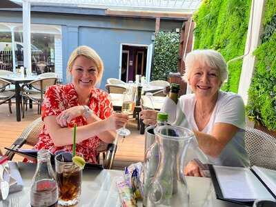 Lagodicomo Bar & Restaurant