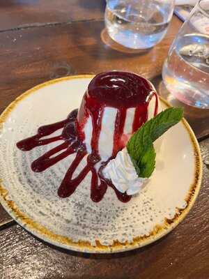 Lagodicomo Bar & Restaurant