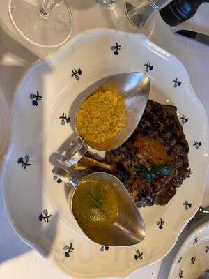 Harry's Bar, 30-34 James Street