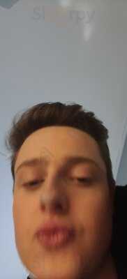 Huttons Bar And Grill