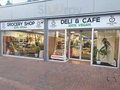 Hank's Deli And Cafe