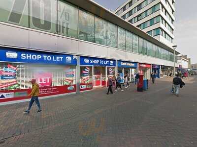 Hank's Deli And Cafe