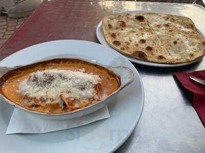 Caesar's Of Cedar Square