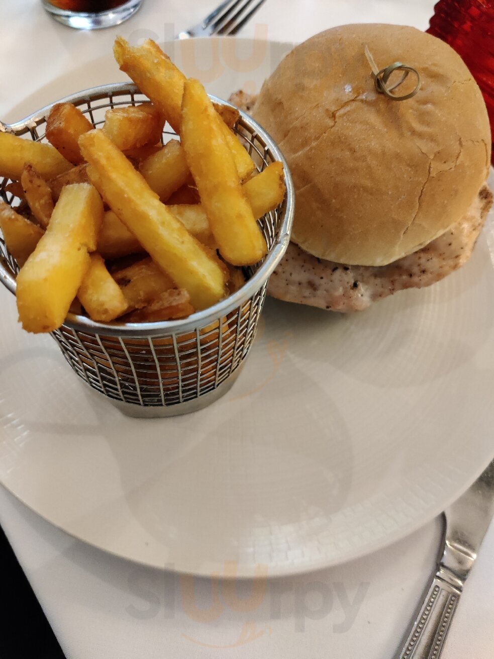 Jamie's Bar And Restaurant