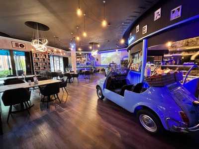 Morgan's Bar & Grill