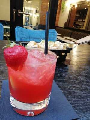 Intoku Artisan Sushi & Robata