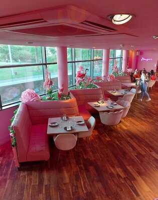 Boujee Restaurant & Bar - Liverpool