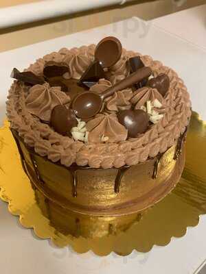 The Chocolate And Pastry Bar