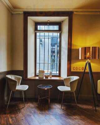 The Chocolate And Pastry Bar