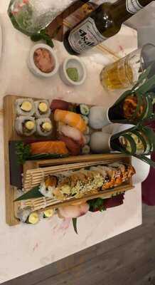 Intoku Pan Asian & Sushi Cafe