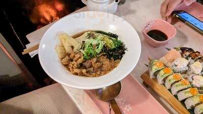 Intoku Pan Asian & Sushi Cafe