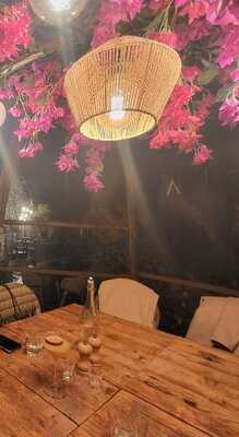 Coppa Cobham Village