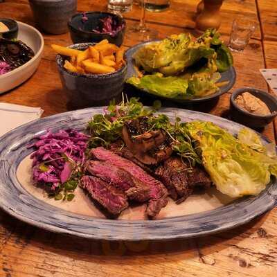 Coppa Cobham Village