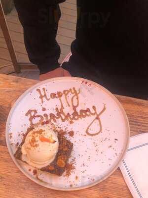 Coppa Cobham Village