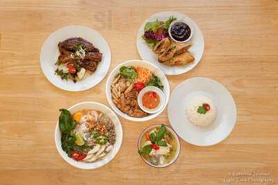 Madame Eat Cafe & Noodle Bar