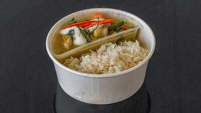 Madame Eat Cafe & Noodle Bar