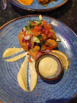 Cinquieme Bar & Restaurant