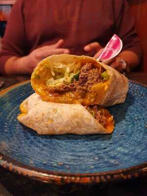 Cinquieme Bar & Restaurant