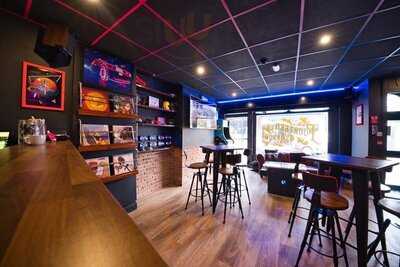 Fourteen Arrows Coffee Lounge