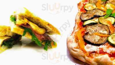 Poco Italian Cafe & Deli