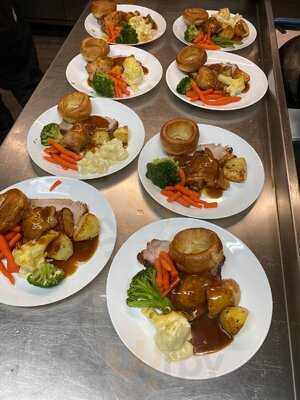 Imuli Restaurant Bar And Grill