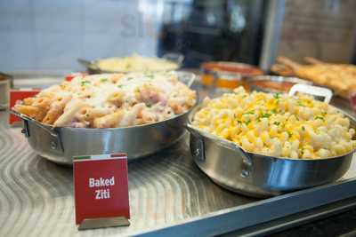 Muncheez By Villa Pizza