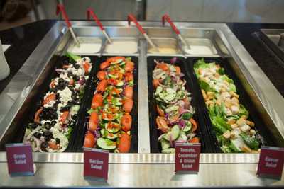 Muncheez By Villa Pizza