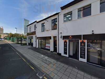 Loi Trang Supermarket