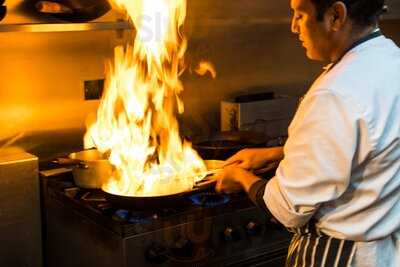 Sunrise Restaurant & Bar