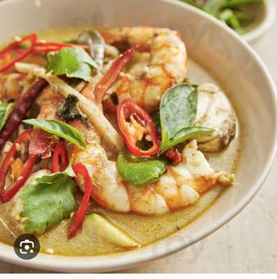 China Express, Uxbridge