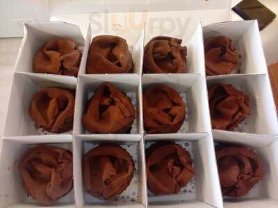 Lombardi's Cakes Pizza Street Food