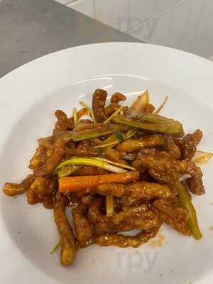 Hau’s Kitchen Chinese Cuisine