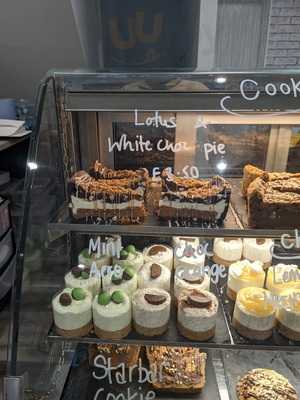 Pretty Puds Dessert Shop