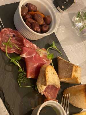 The Inn At Rhiwderin