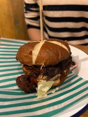 Neighbourhood Kitchen