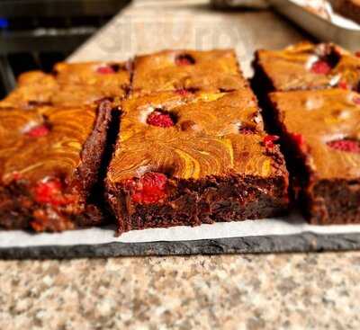 Hang Out Artisan Bakehouse