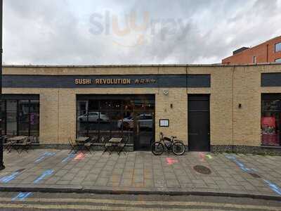 Sushi Revolution