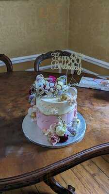 Harper's Heavenly Bakes